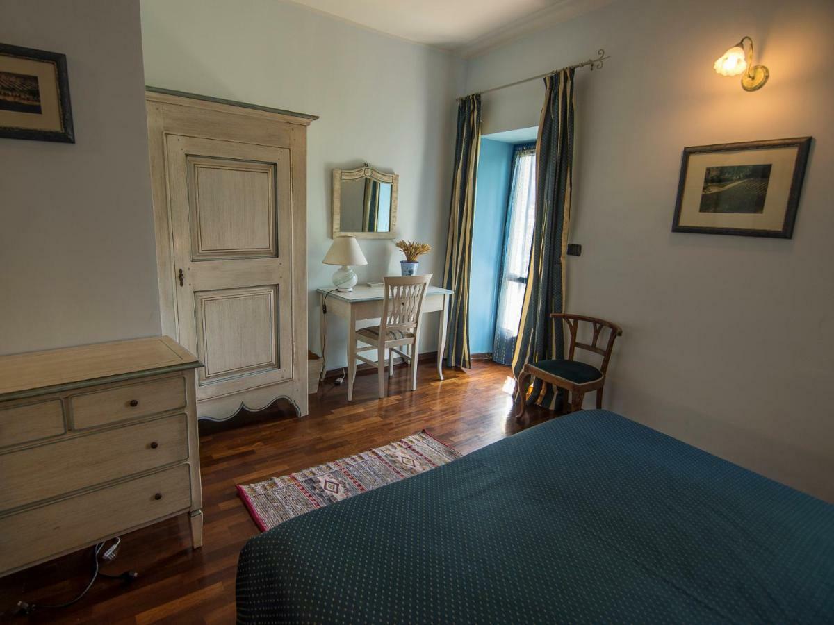 B&B Il Sole Delle Rive Sinio Εξωτερικό φωτογραφία