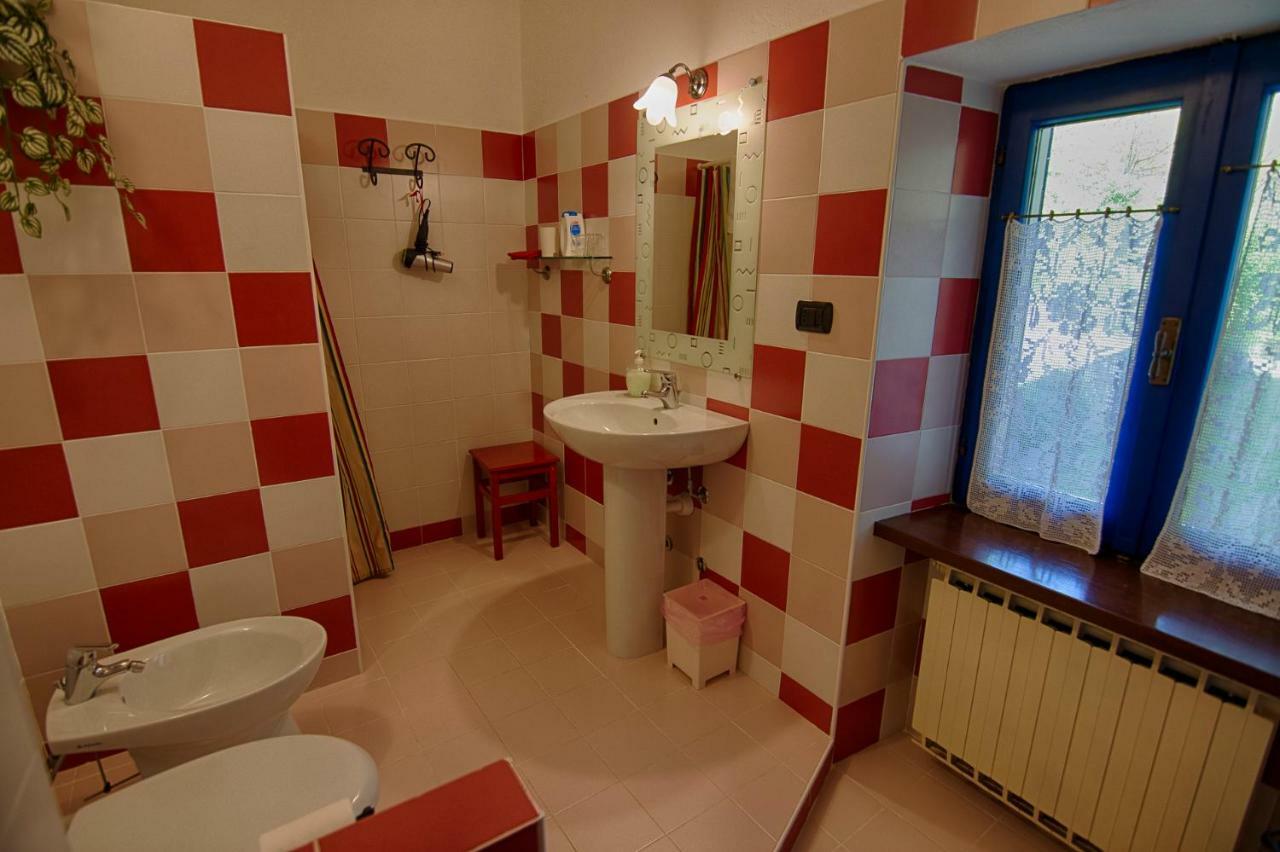 B&B Il Sole Delle Rive Sinio Εξωτερικό φωτογραφία